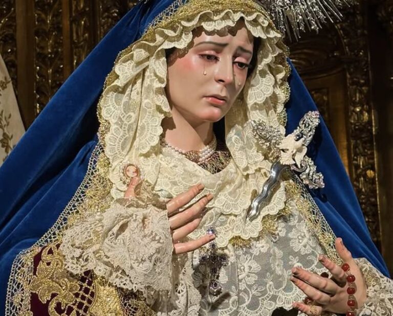 María Santísima del Rocío y Lágrimas